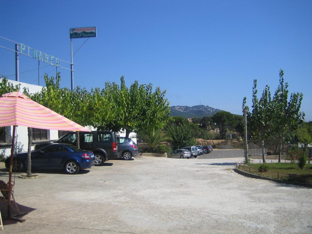 Hostal Los Pinares Lloret de Mar Extérieur photo
